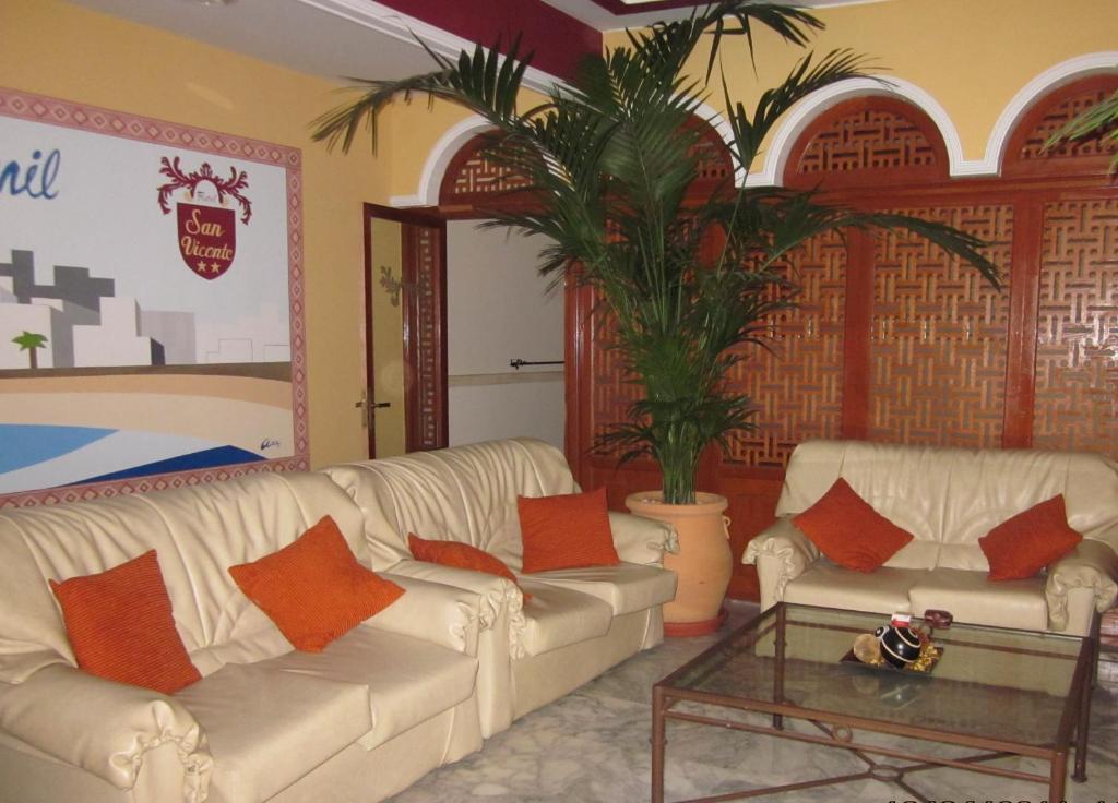 Hotel San Vicente - Centro Playa Conil De La Frontera Bagian luar foto
